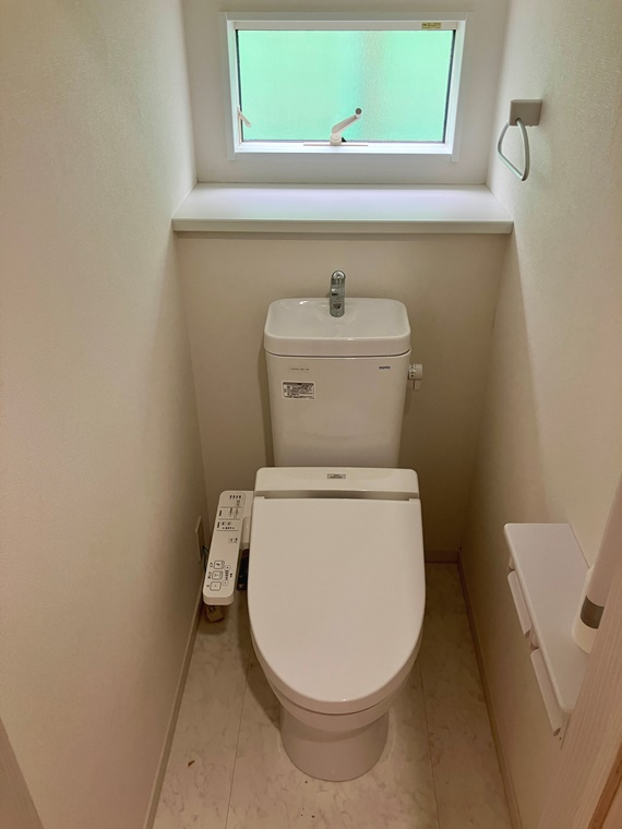 清潔感のあるトイレです