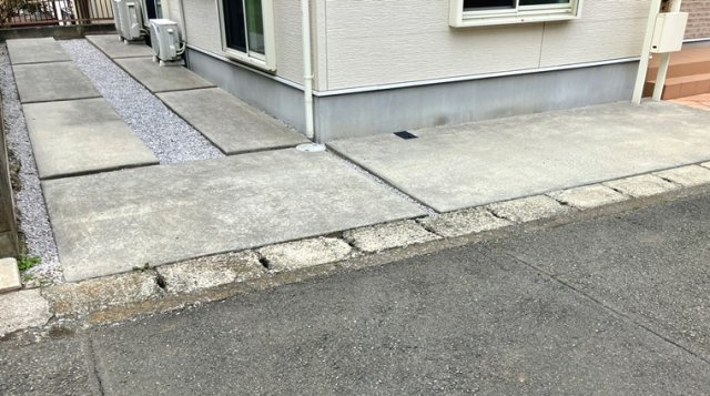 駐車場に車を止められます