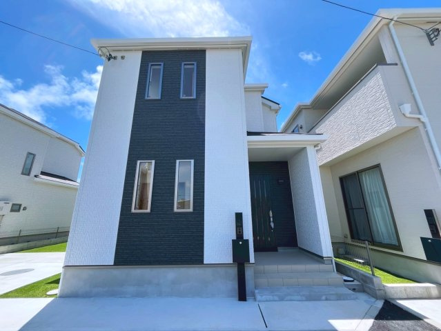 ハートフルタウンうるま市赤野　B号棟の外観|外観