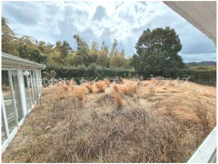 亀岡市篠町篠下長尾　貸店舗の庭