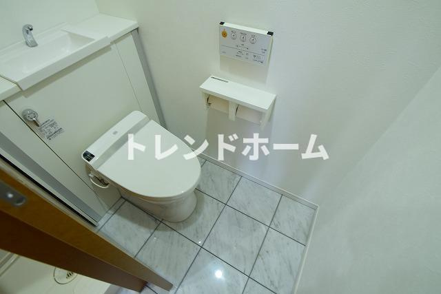 リーガル新福島のトイレ|選べる家電プランあり！！