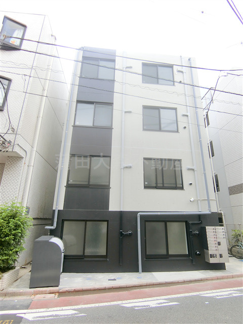 イスフールの外観|2025年4月築　RC鉄筋コンクリート造地上4階建て総戸数12戸
東京都大田区新蒲田1丁目　JR京浜東北線蒲田駅徒歩12分、東急池上線蓮沼駅徒歩9分
