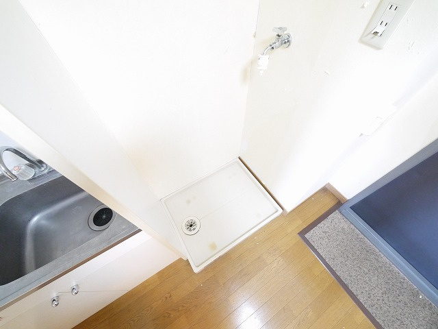 レオパレス冨田の設備|室内洗濯機置き場です