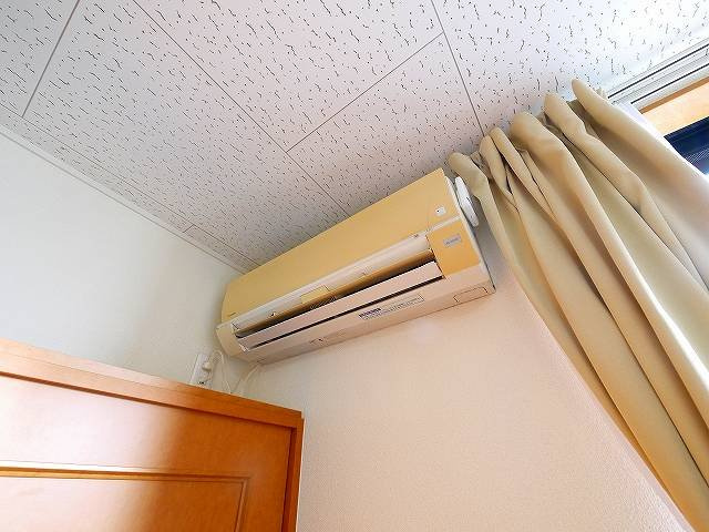 レオパレスクレール　ヨシノの設備|エアコン