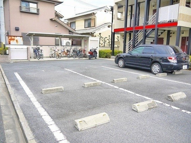 レオパレスクレール　ヨシノの駐車場|駐車場です