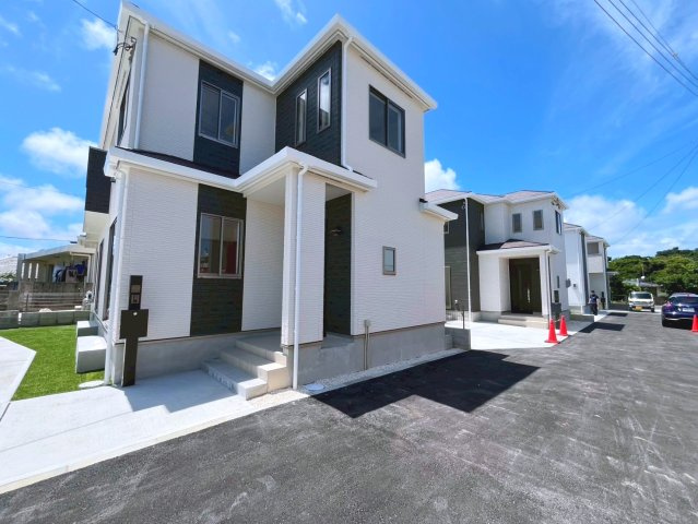 ハートフルタウンうるま市赤野　D号棟の外観