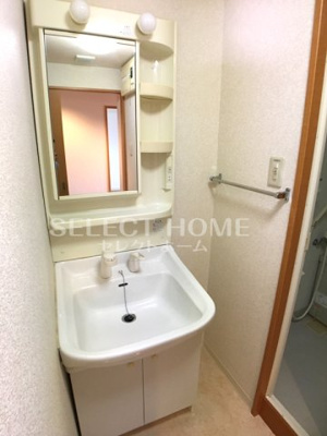 【独立洗面台】 | グラシャスベル広幡 | 独立洗面化粧台付き
同型タイプ