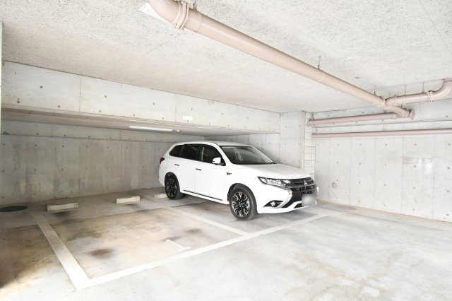 ライオンズシティ春日部の駐車場|■私共は、強引なセールスは致しません。『今買えるから大丈夫』ではなく、『買った後の本当の幸せは何か』を考えた上でのご提案を徹底しております。どうぞお気軽にご連絡下さいませ。