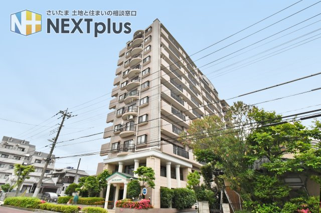 ライオンズシティ春日部の外観|アーバンパークライン『春日部駅』徒歩11分。野田線で千葉県と埼玉県（大宮方面）へ、伊勢崎線では都内と埼玉県（久喜方面）へ行くことが出来る利便性の高い立地です。