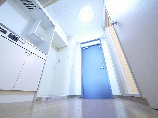 レオパレス冨田の玄関|毎日通る玄関はこちらです
