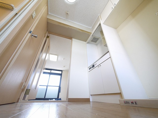 レオパレス冨田の内装|内装は落ち着いています