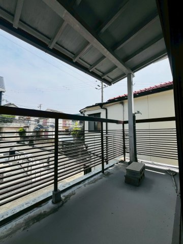 旭が丘3丁目貸家のバルコニー
