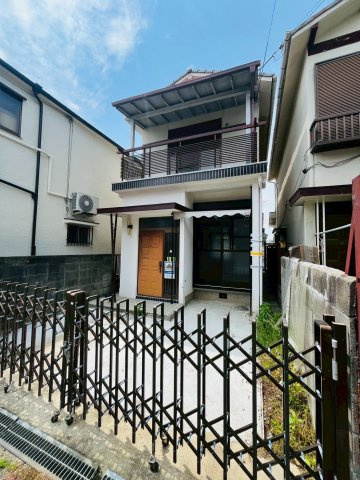 旭が丘3丁目貸家