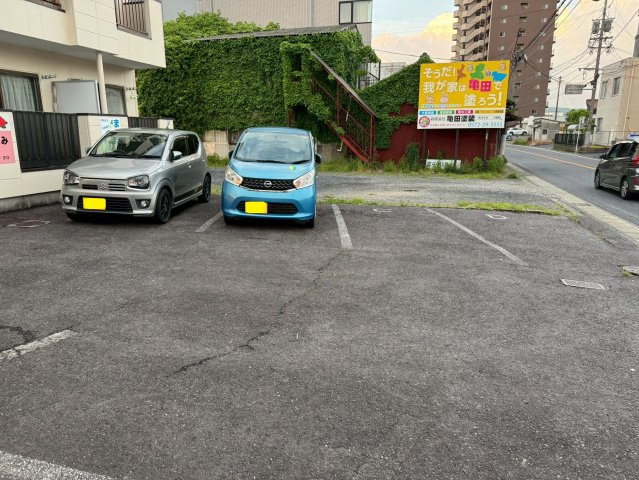 多治見市　1棟アパートの駐車場