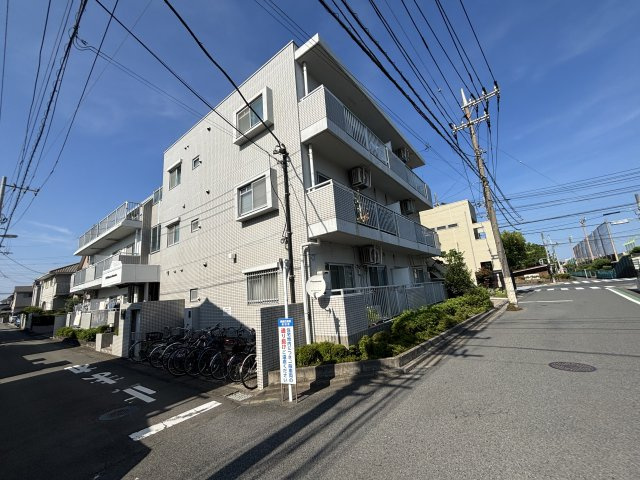 クリオ平塚六番館の外観