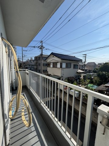 クリオ平塚六番館のバルコニー