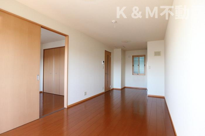 エミネンスの居間・リビング|ゆったり過ごせる居間です
同タイプのお部屋の写真です。