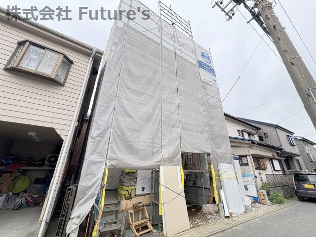 吉川市保　新築戸建　全1棟の外観|現地の写真になります。