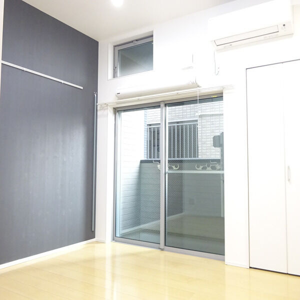 クレア新守西の居間・リビング