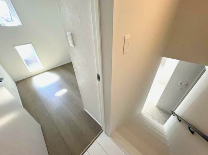 【中古戸建】前橋市西善町の設備|■階段