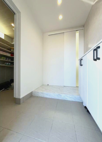 【中古戸建】前橋市西善町の玄関|■玄関