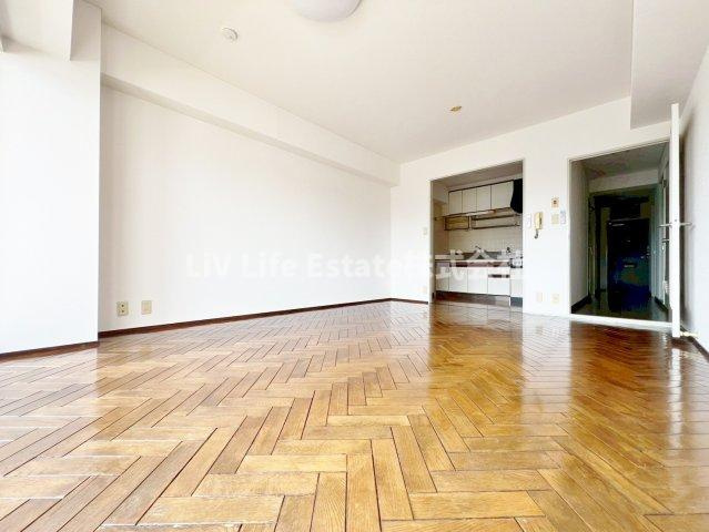 一橋学園ガーデニアの居間・リビング