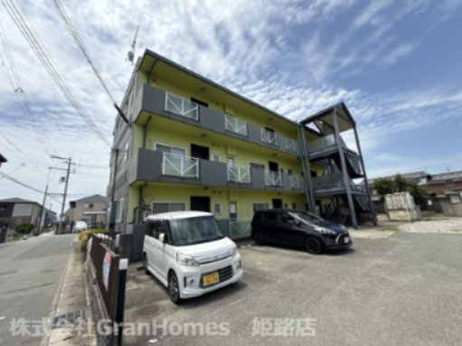 グリーンコスモ田井の外観