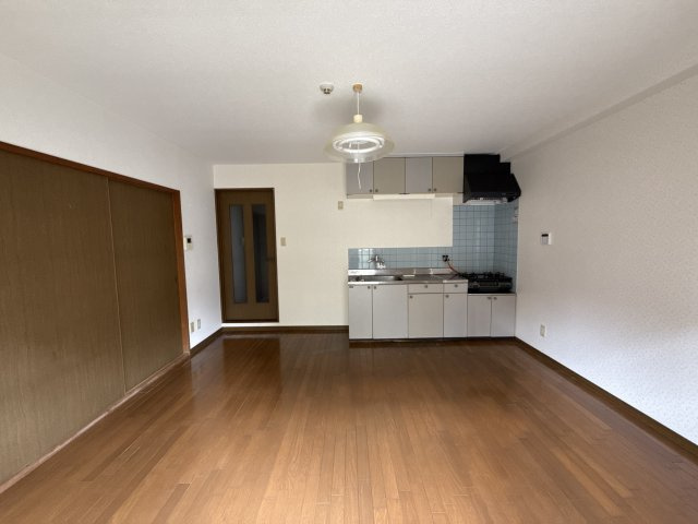 グリーンコスモ田井の居間・リビング