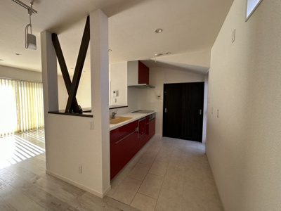 【居間・リビング】 | 賀露町西　中古住宅