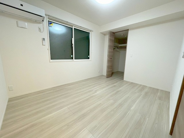 D-レジデンス豊里の居間・リビング