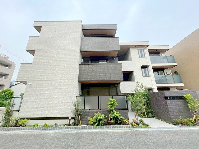 D-レジデンス豊里の外観