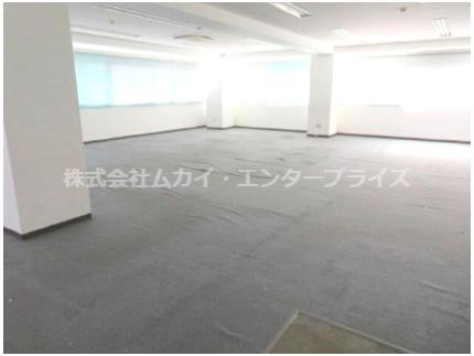 松山ビルの内装