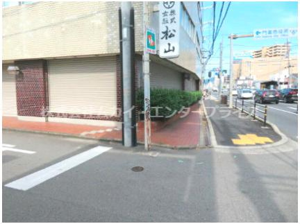 松山ビルの外観