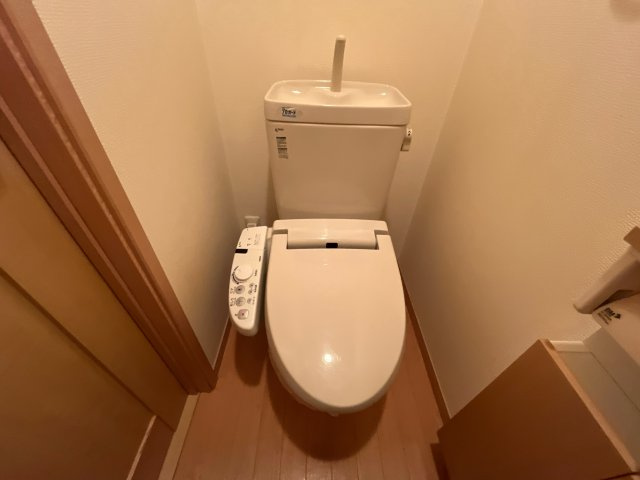 シエナフローラⅠ番館のトイレ