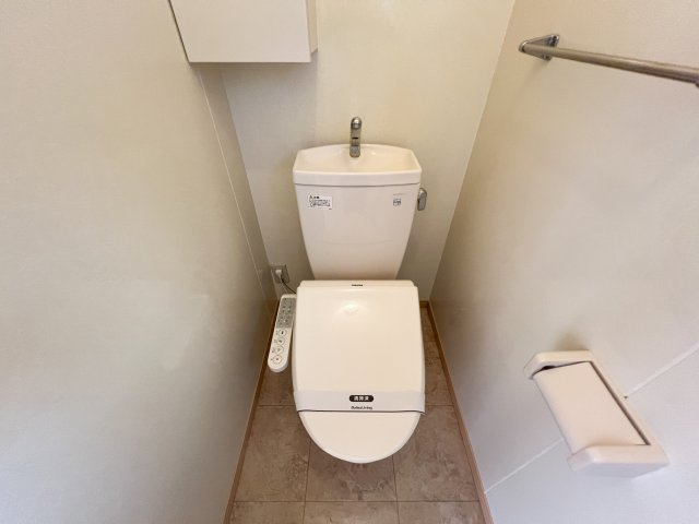 リビングタウン万々 C棟のトイレ