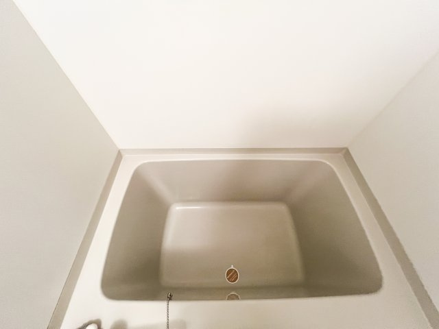 ビレッジ北久保 C棟の浴室