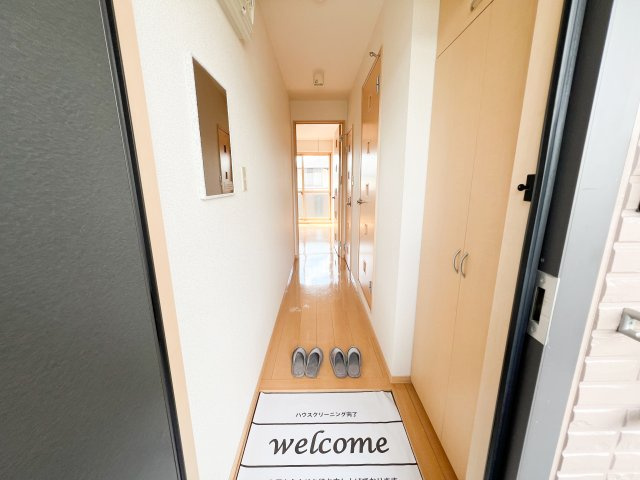ビレッジ北久保 C棟の玄関