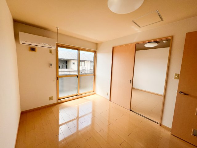 ビレッジ北久保 C棟の居間・リビング