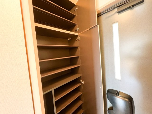 ビレッジ北久保 C棟の収納