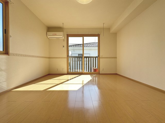 ポッポハートの洋室