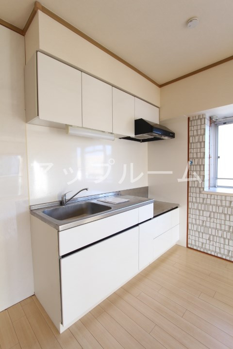 サンハイツ朝宮のキッチン