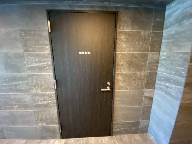 ケーディーエックスレジデンス原木中山の収納|防災倉庫