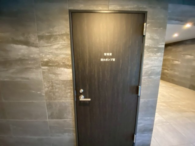 ケーディーエックスレジデンス原木中山の収納|管理室