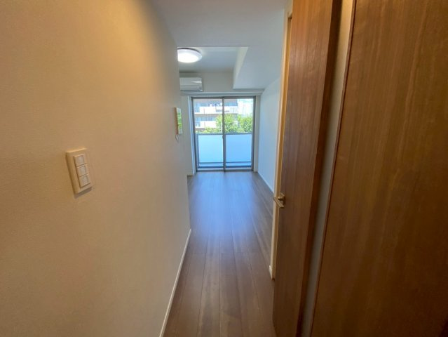 ケーディーエックスレジデンス原木中山の内装