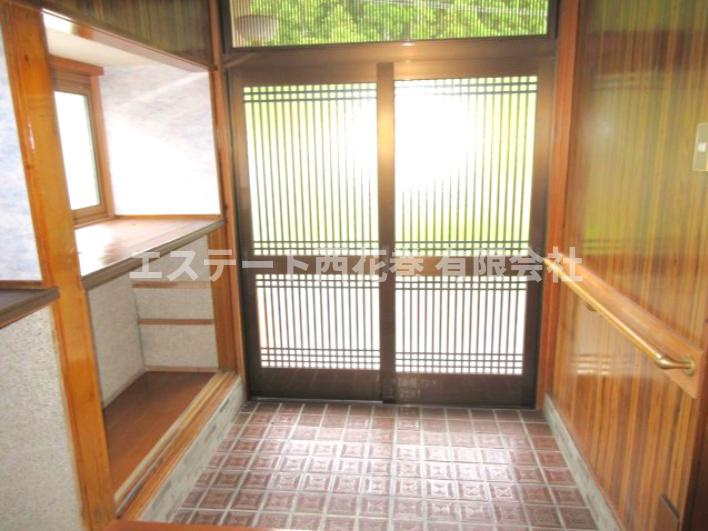 湯口佐野　土地建物の玄関