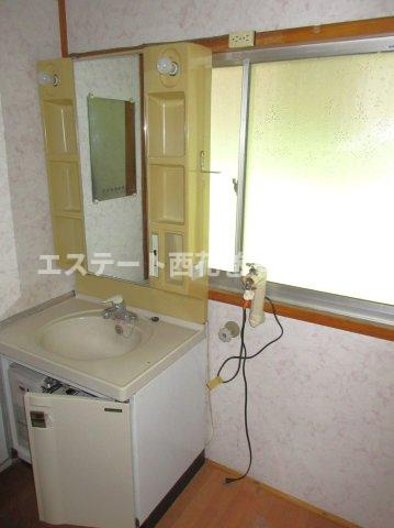 湯口佐野　土地建物の洗面所