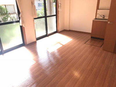 【居間・リビング】 | ルーエンハイム北原 | リビング