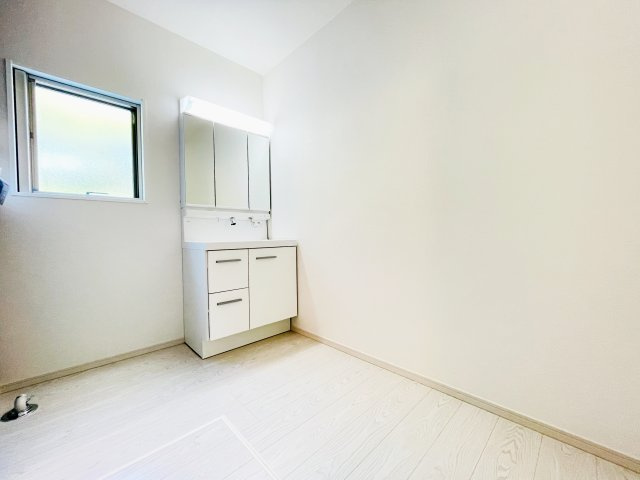 『八王子市新築戸建て』八王子市めじろ台1-41-2【仲介手数料無料】　７期の洗面所|～仲介手数料無料☆八王子ひなた不動産～　八王子市めじろ台　新築戸建て