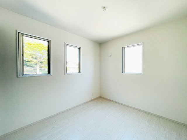 『八王子市新築戸建て』八王子市めじろ台1-41-2【仲介手数料無料】　７期の洋室|～仲介手数料無料☆八王子ひなた不動産～　八王子市めじろ台　新築戸建て