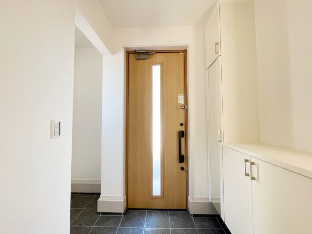 『八王子市新築戸建て』八王子市めじろ台1-41-2【仲介手数料無料】　７期の玄関|～仲介手数料無料☆八王子ひなた不動産～　八王子市めじろ台　新築戸建て